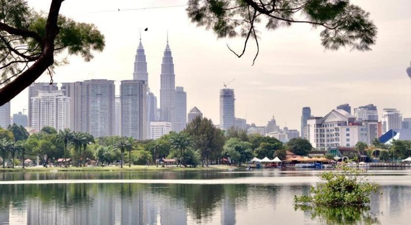 Spot On 89616 My Trillion Hotel Kuala Lumpur Exterior foto