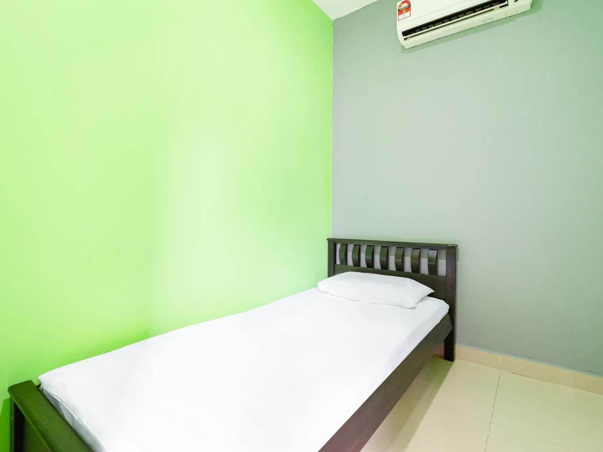 Spot On 89616 My Trillion Hotel Kuala Lumpur Exterior foto